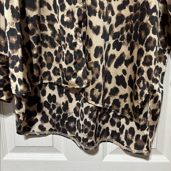 Love Animal Print Blouse - Picture 2 of 4